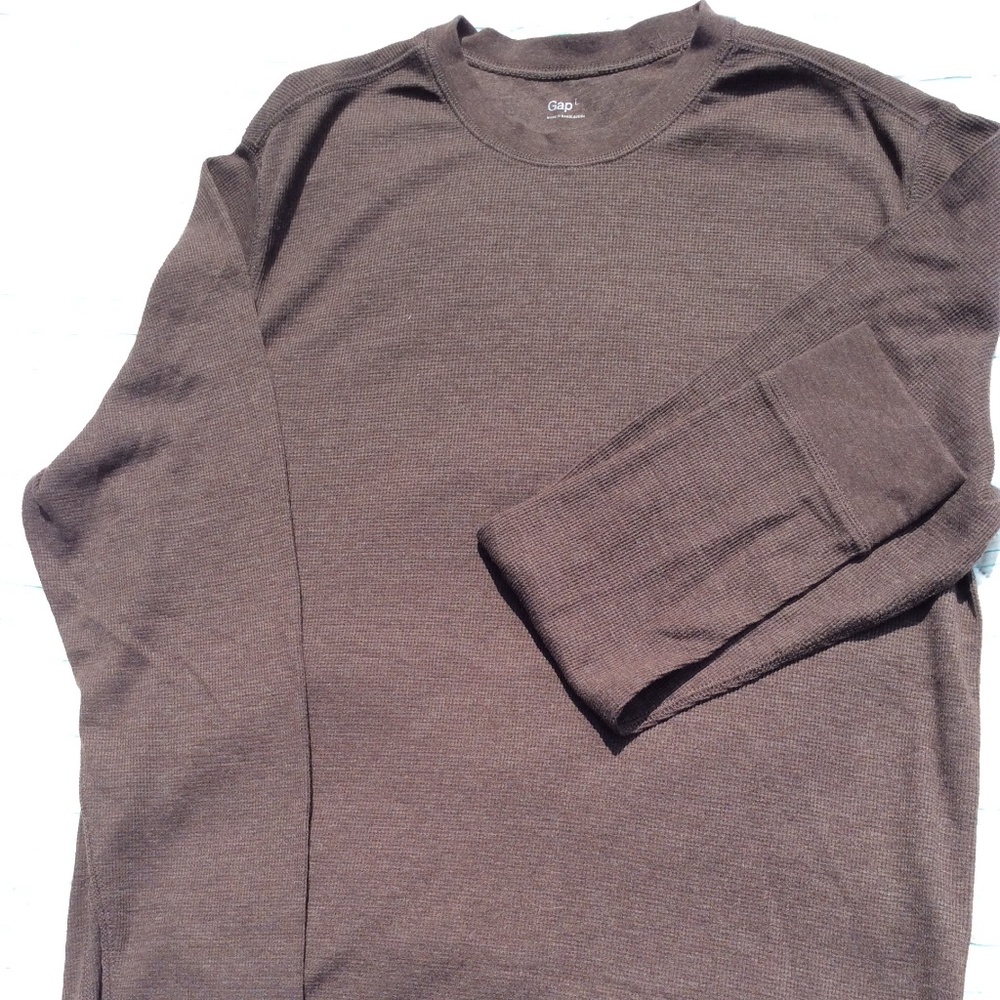 Men’s gap long sleeve thermal shirt